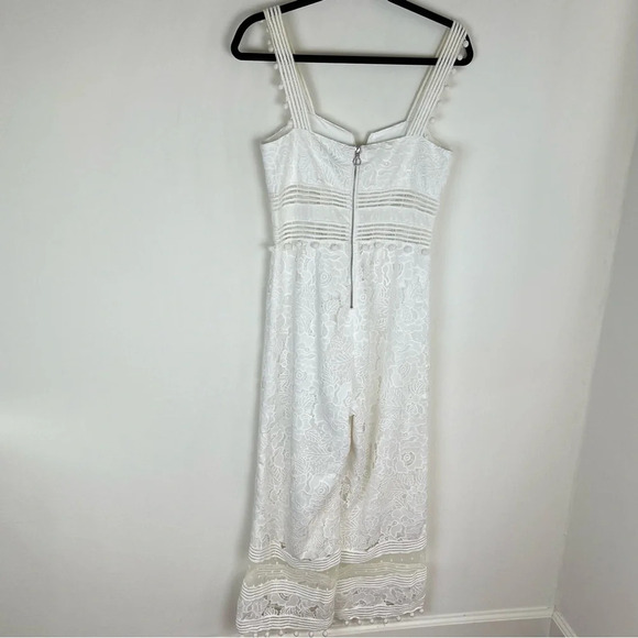 SAYLOR "Gabi" White Lace Crop Jumpsuit Size S - Picture 8 of 10